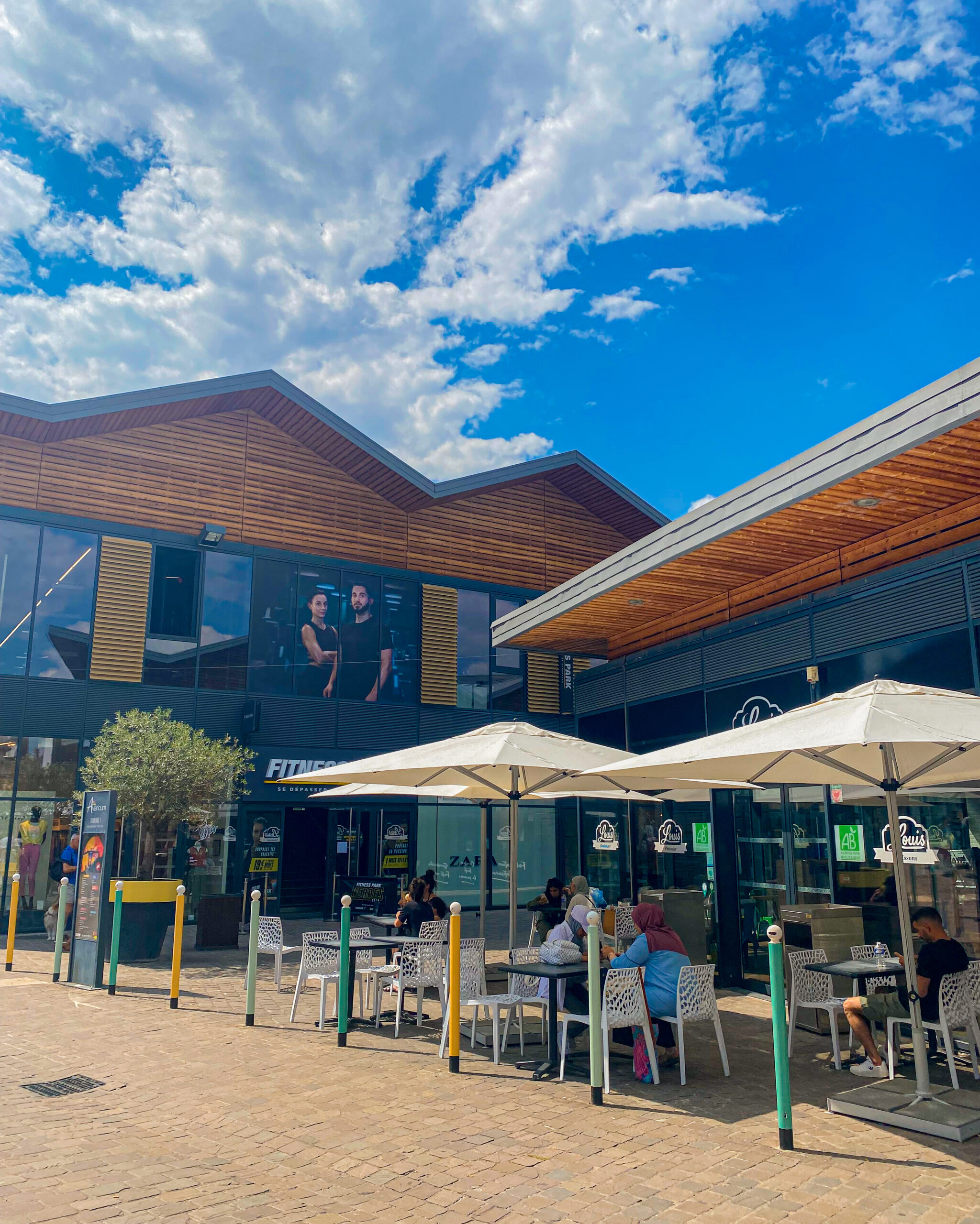 Shopping centre